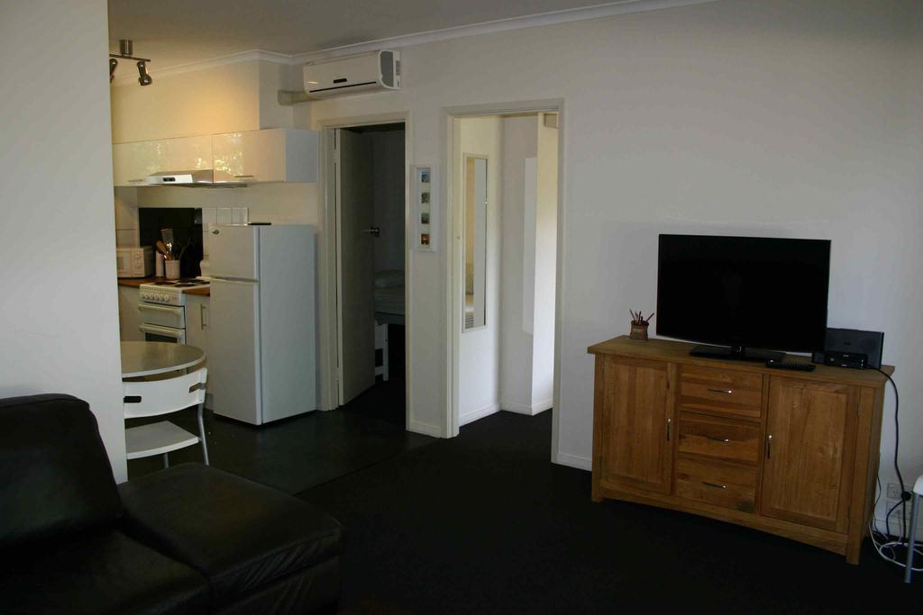 Ageri Holiday Unit Bright Room photo