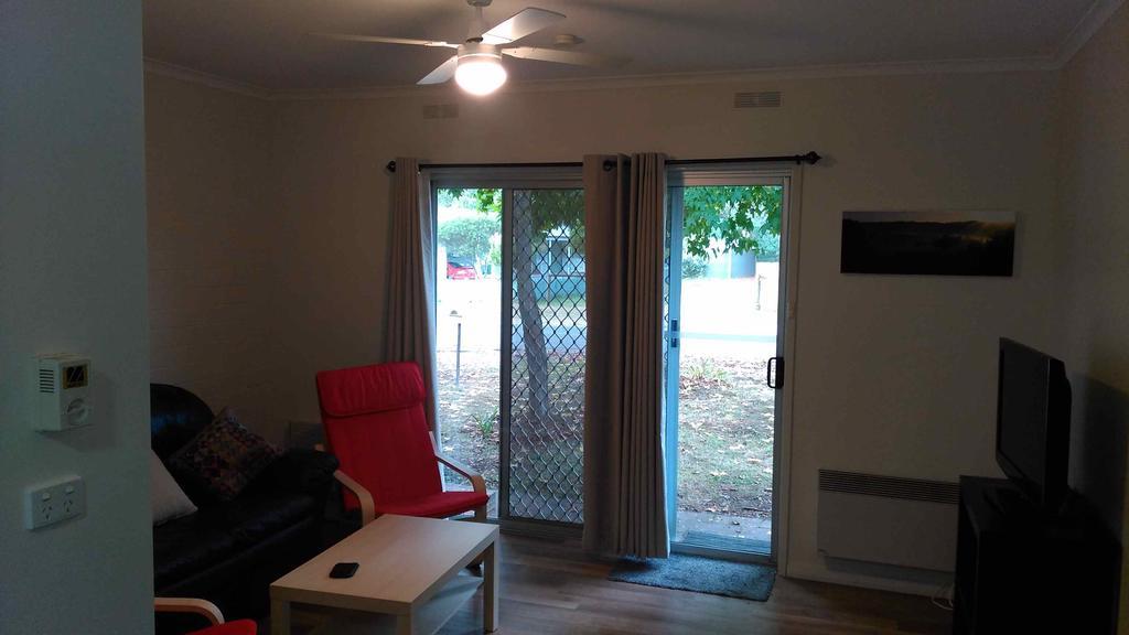 Ageri Holiday Unit Bright Exterior photo